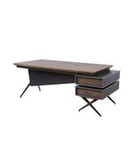 Xyra Executive Table